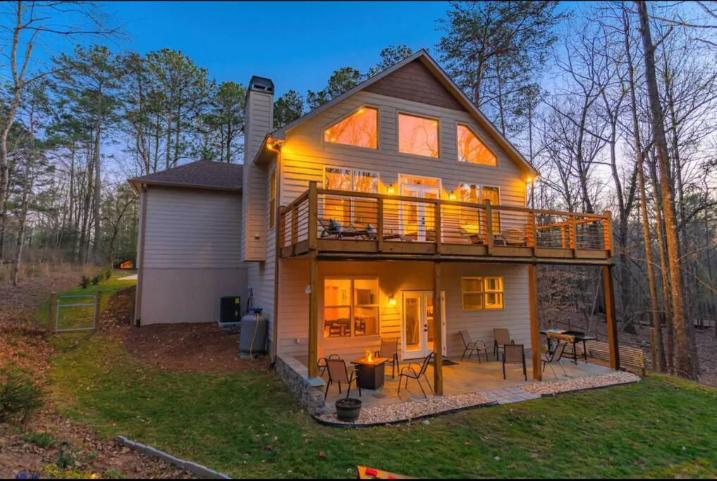 Peaceful Modern Chalet In Ellijay Exterior photo